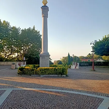 Serena Hotel