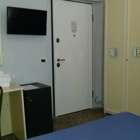 Serena Hotel
