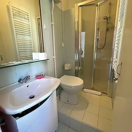 Hotel Serena *